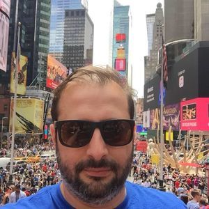 Meet your Posher, Carlos